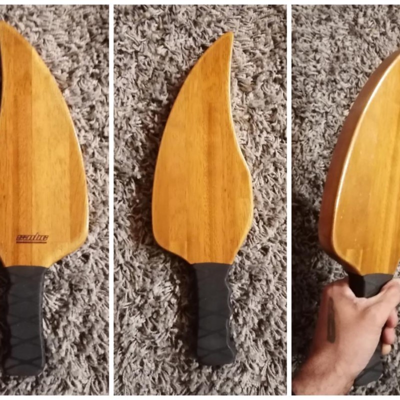 Paddle en Iroko "La plume"