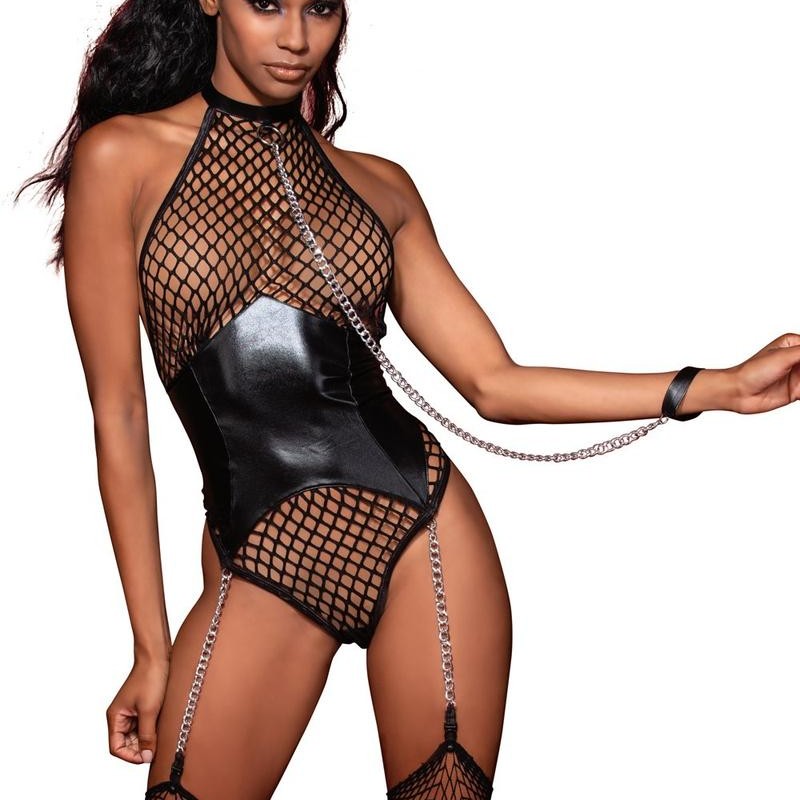 body à large résille et porte jarretelle similicuir - tenue bdsm pas cher - tenue fetish pas cher